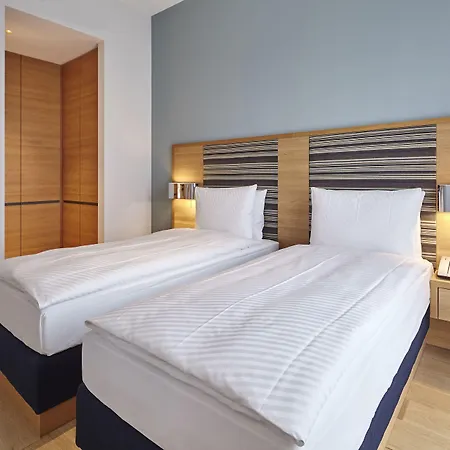 Szálloda The Wellem Düsseldorf